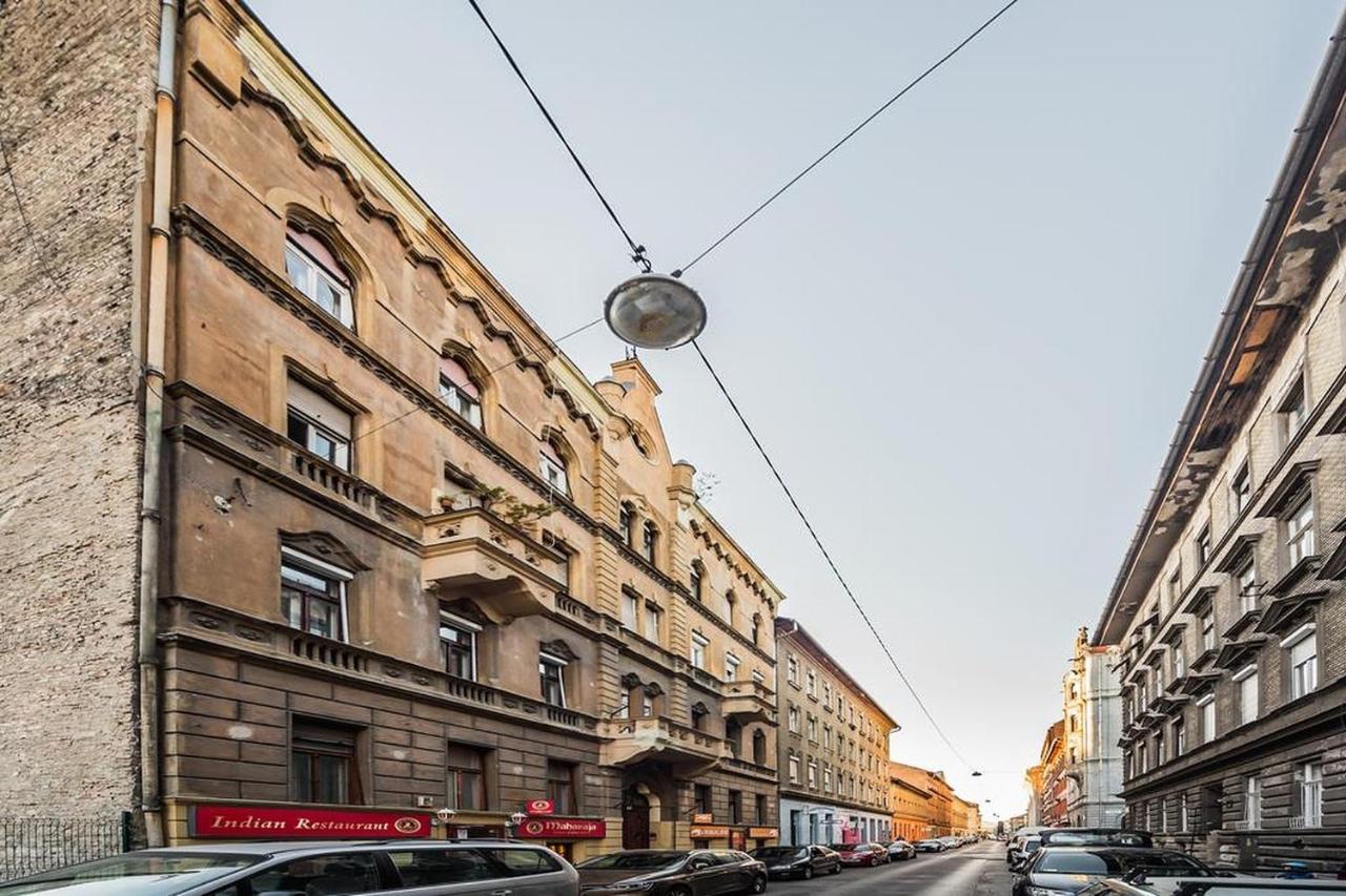 Cozy & Quiet Apartment Near Kiraly Street Free Parking, Ac, Perfect For 4 Guests! Budapest Exterior foto